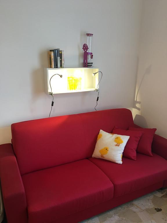 Mauro'S Studio Apartment Milan Exterior photo